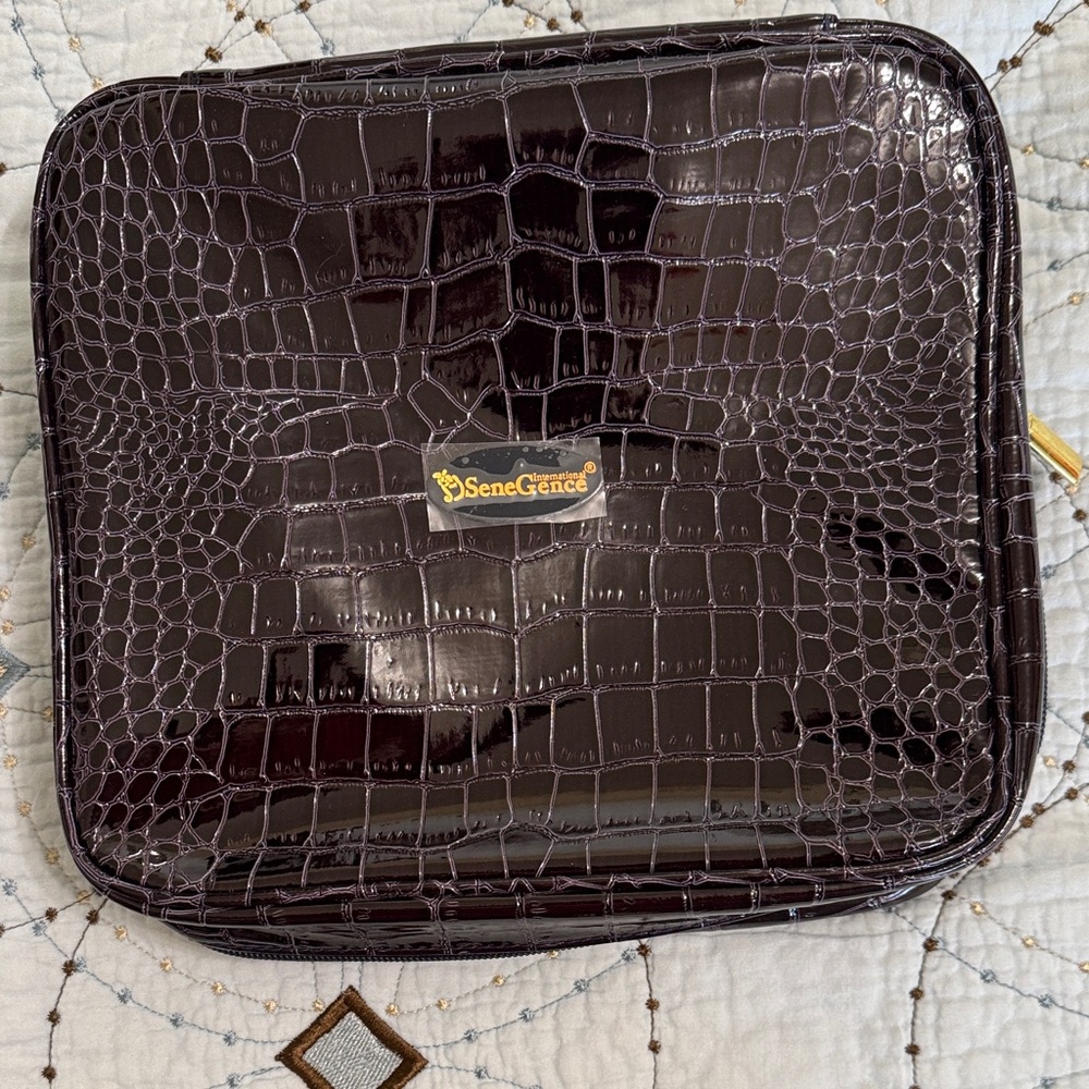 SeneGence Glossy Crocodile Toiletry Bag - Dark Navy